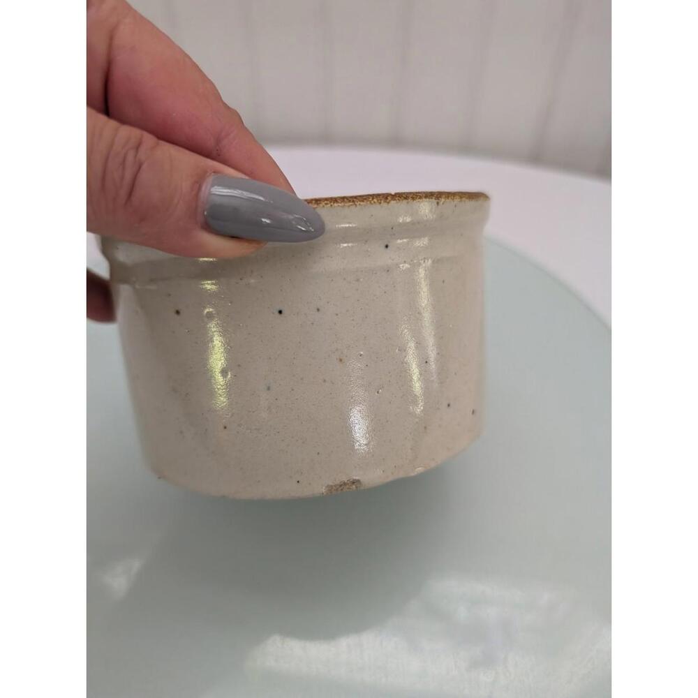 Antique Stoneware Concave Beige Crock 4 3/8" H - Picture 3 of 6
